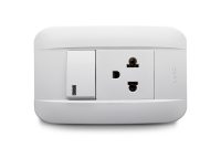 Mixto 1 Interruptor + 1 Tomacorriente Univ 2P+E