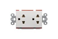 2 Gang Outlet Universal 2P+E 72MM