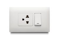 Mixto 1 Interruptor + 1 Tomacorriente Univ 2P+E